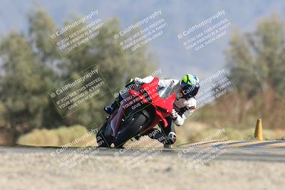 media/Oct-13-2025-Moto Forza (Mon) [[a66d839500]]/2-A Group/Session 4 Turn 7/